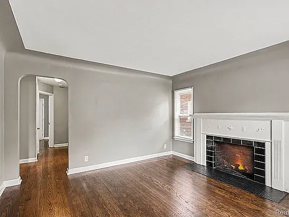 11081 Courville St — Photo 2