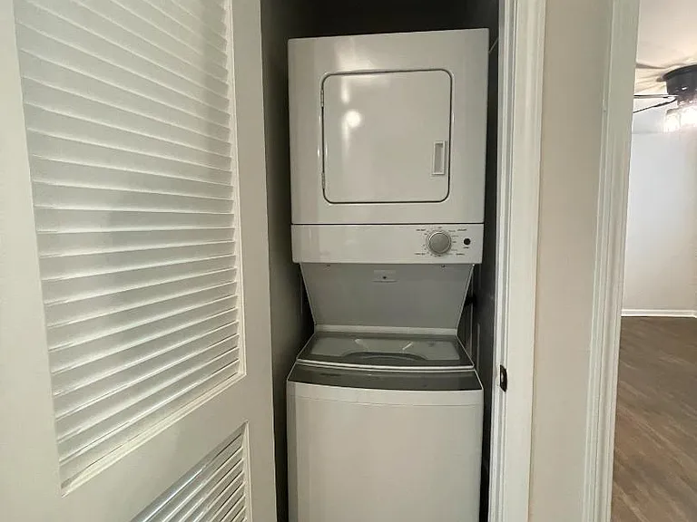 Unit Photo