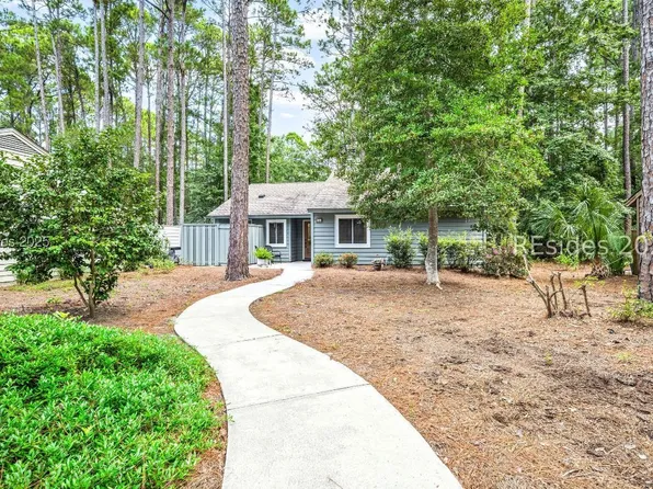 35 Fernwood Ct, Hilton Head Island, SC 29926