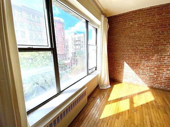 3rd image of 309 Columbus Ave #3