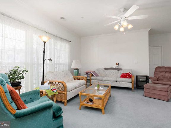 3rd image of 2497 Amber Orchard Ct E Unit 204