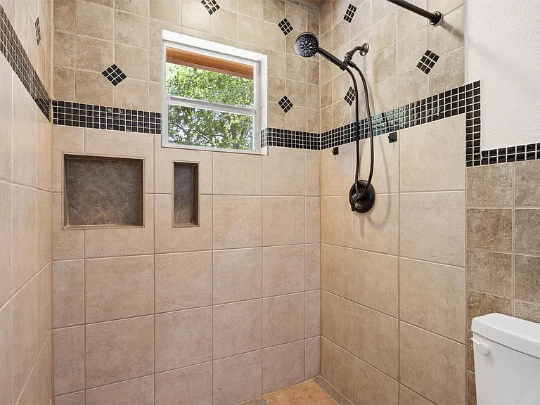 6802 Villita Avenida St — Photo 19