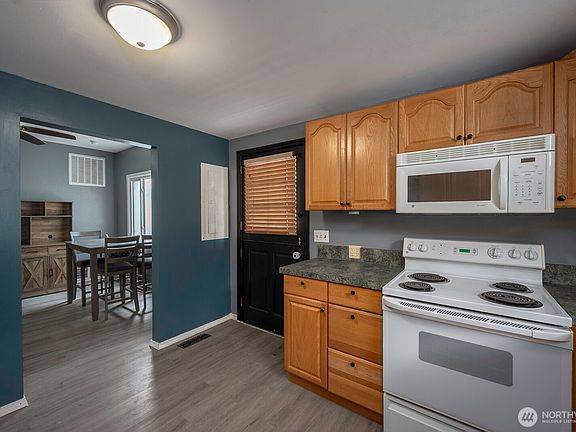 5th image of 1015 Morgan Street