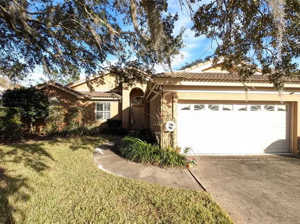 8439 Mizner Cir E, Jacksonville, FL 32217