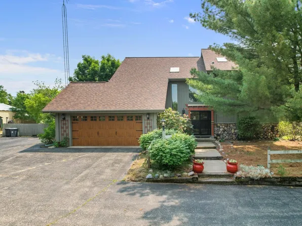 3742 County Road Q, Wisconsin Dells, WI 53965