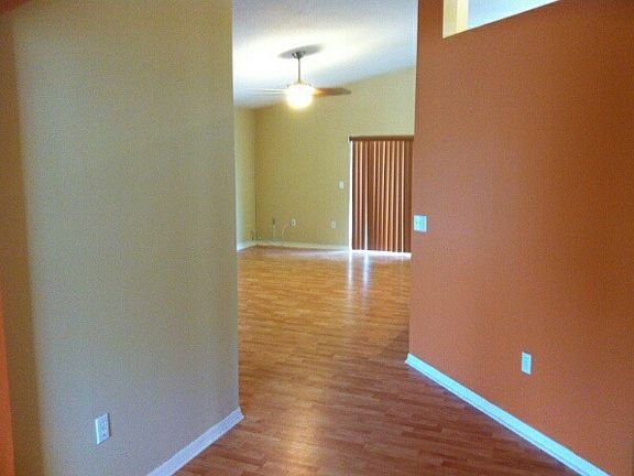 4th image of 10910 Fenway Glen Ct