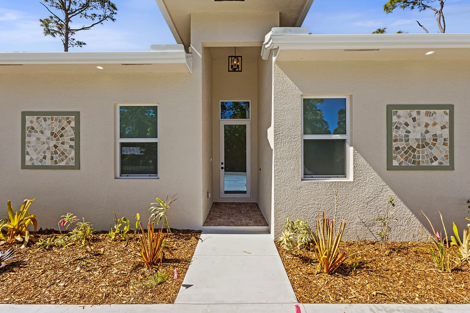 3 bed, 1817 sqft, $3,250 — Photo 3