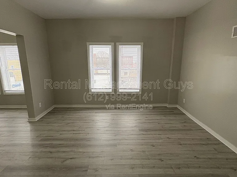 1500 W Broadway Ave #3 — Photo 4