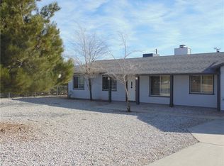 13017 Algonquin Rd, Apple Valley, CA 92308