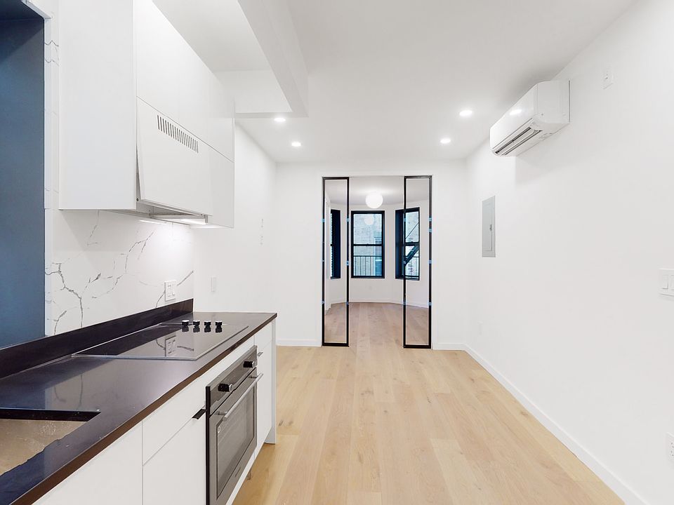 2nd image of 93 Hicks St #2D