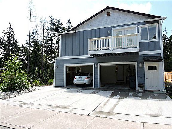 4th image of 408 Eddy Ct