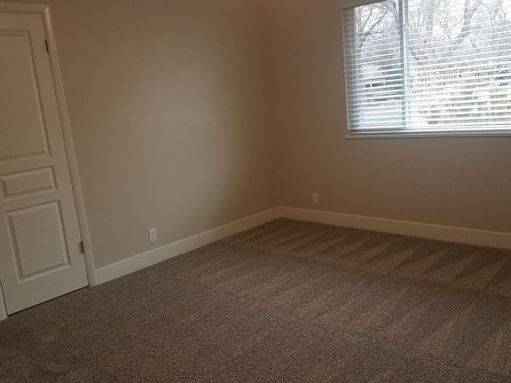 5th image of 1043 S 800 E APT 2