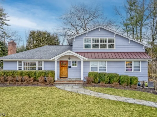 28 Clark St, Chatham Boro, NJ 07928