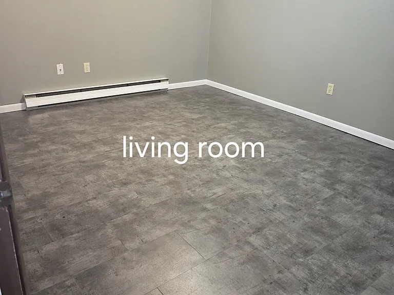 209 9th St #9 — Photo 6