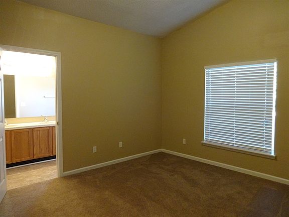 5th image of 645 Cherry Bark Dr N #0
