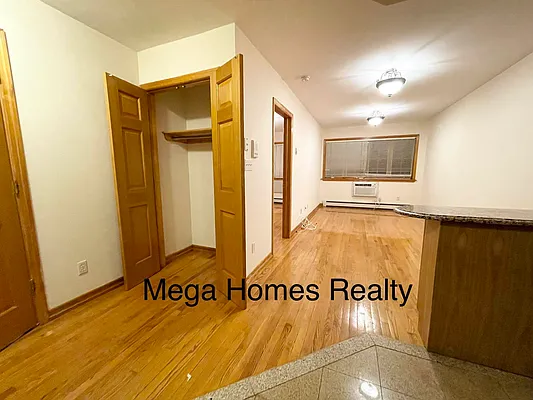 Rented by Mega Homes Realty INC | media 28