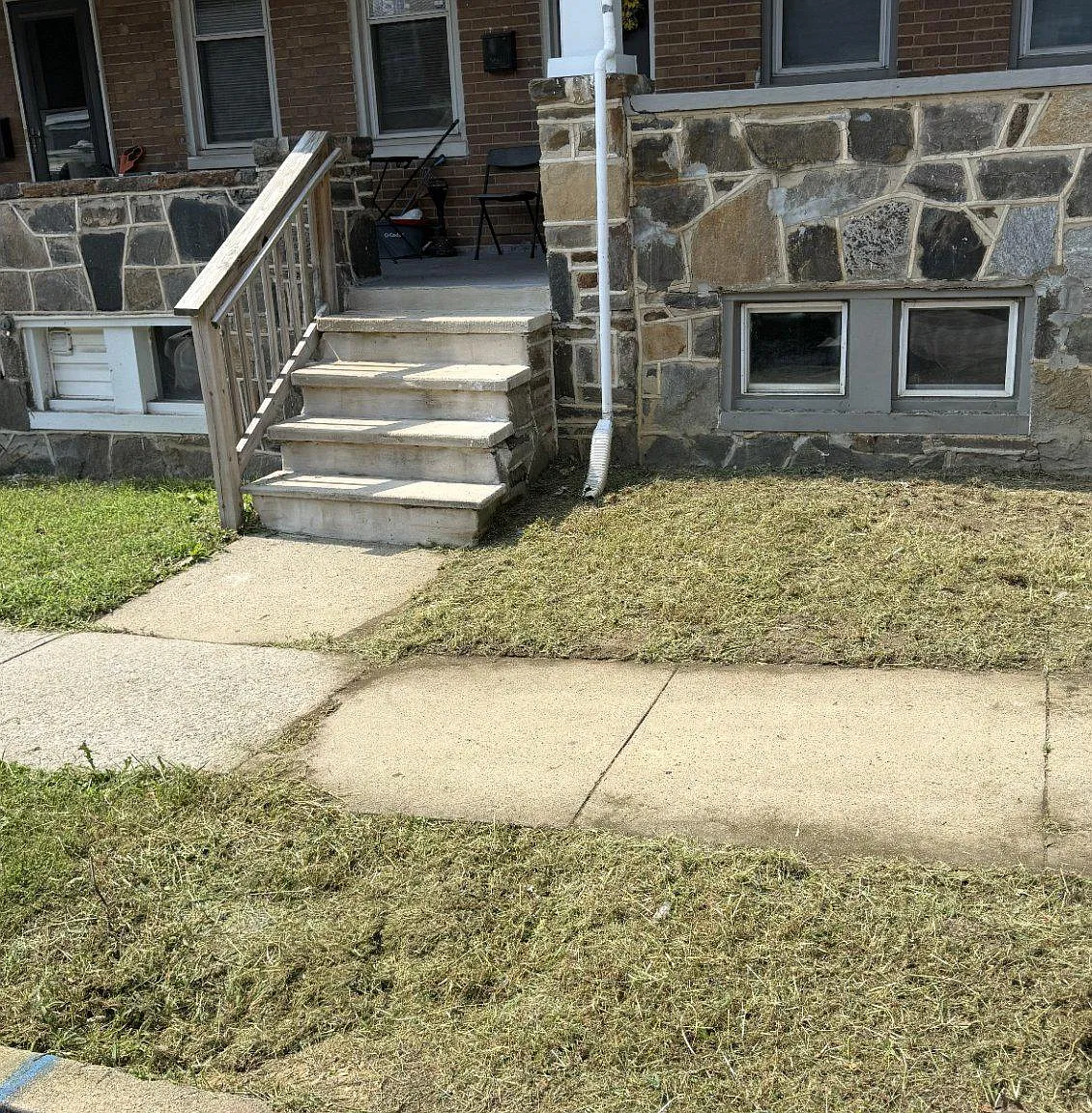 2 bed, 1.5 bath, 972 sqft, $2,000 — Photo 1