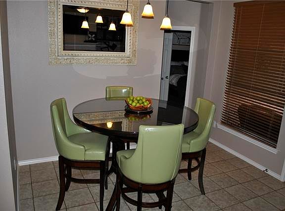 4th image of 7901 Owl Creek Ln