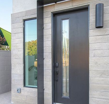 2nd image of 2702 W Avenue 33 #1