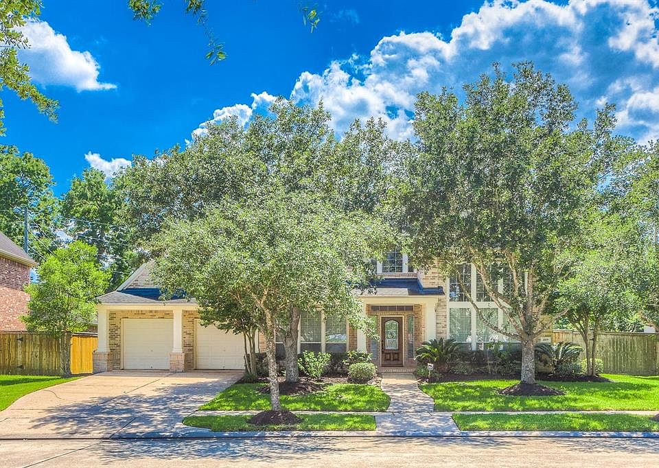 1st image of 4819 Riverstone Crossing Dr