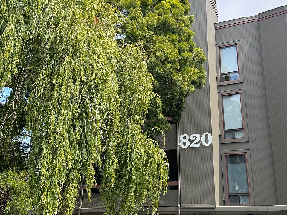 1st image of 820 Sea Spray Ln APT 205