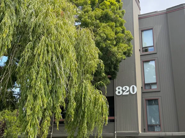 820 Sea Spray Ln APT 205, Foster City, CA 94404