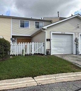 2nd image of 2323 Windsor Ln