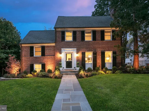 3540 Chesapeake St NW, Washington, DC 20008