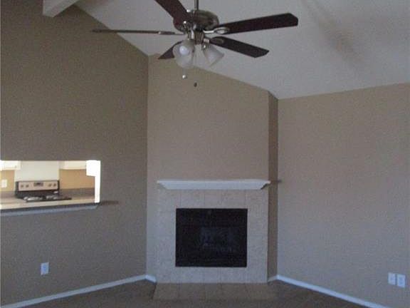 2nd image of 924 Purcell Dr