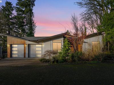 17808 Hillside Way, Lake Oswego, OR, 97034