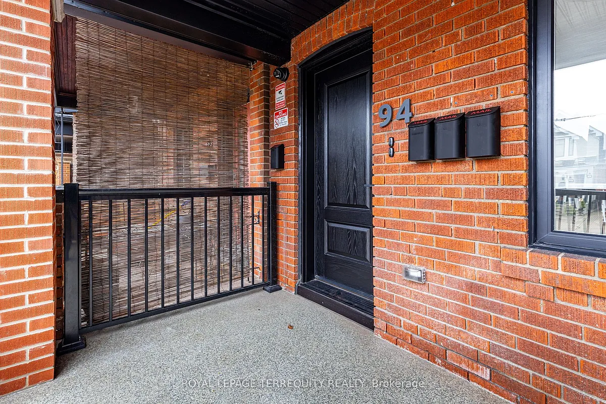 Photo 2 of 9 - 94 Earlscourt Ave #2 - Toronto, ON Building Photo - 94 Earlscourt Ave #2