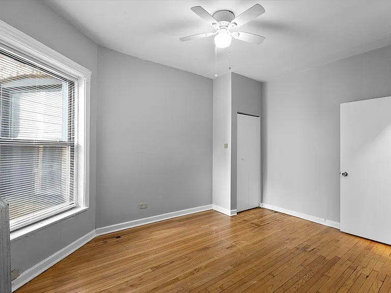 5018-20 S Blackstone — Photo 15