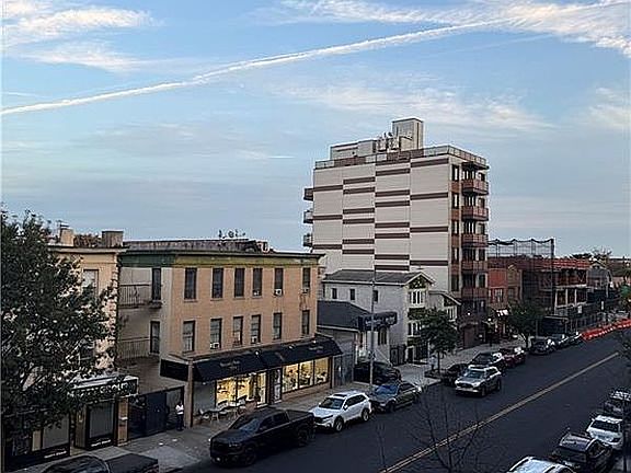 2nd image of 150 W End Ave APT 3B