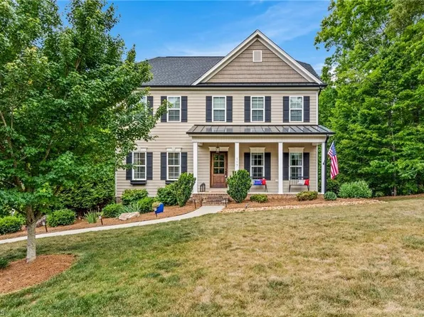 117 Mountain Shadow Ln, King, NC 27021