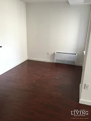 Rented by NY Living Solutions | media 23