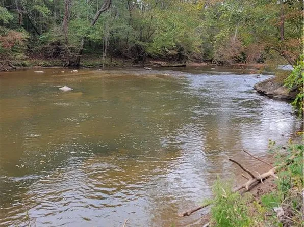 1849 Mission Extension Rd #23, Danbury, NC 27016