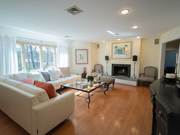 Main FLoor Family Room