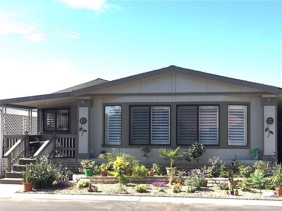 1st image of 1300 W Menlo Ave Spc 225