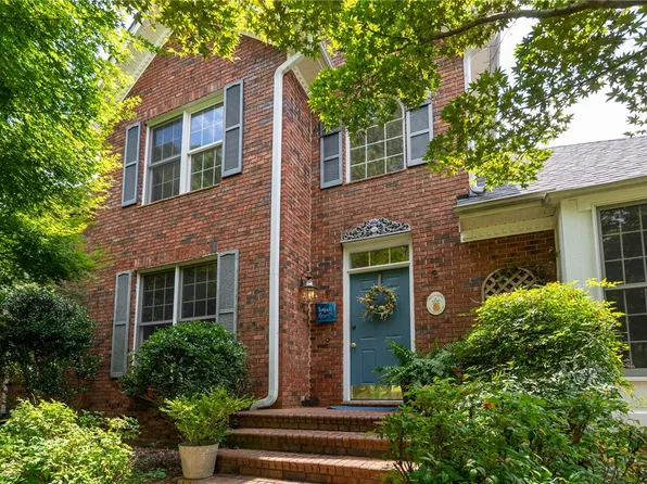 4500 Stone Post Ct, Seneca, SC 29678