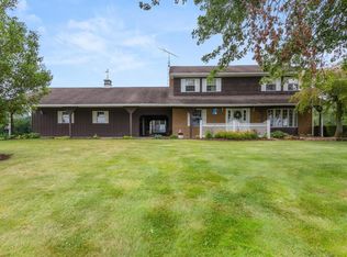 4318 Pleasant Hill Rd, Perrysville, OH 44864