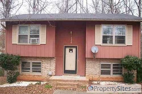 1st image of 1206 E Yellow Wood Dr