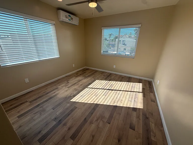 4860 Palm Ave — Photo 40