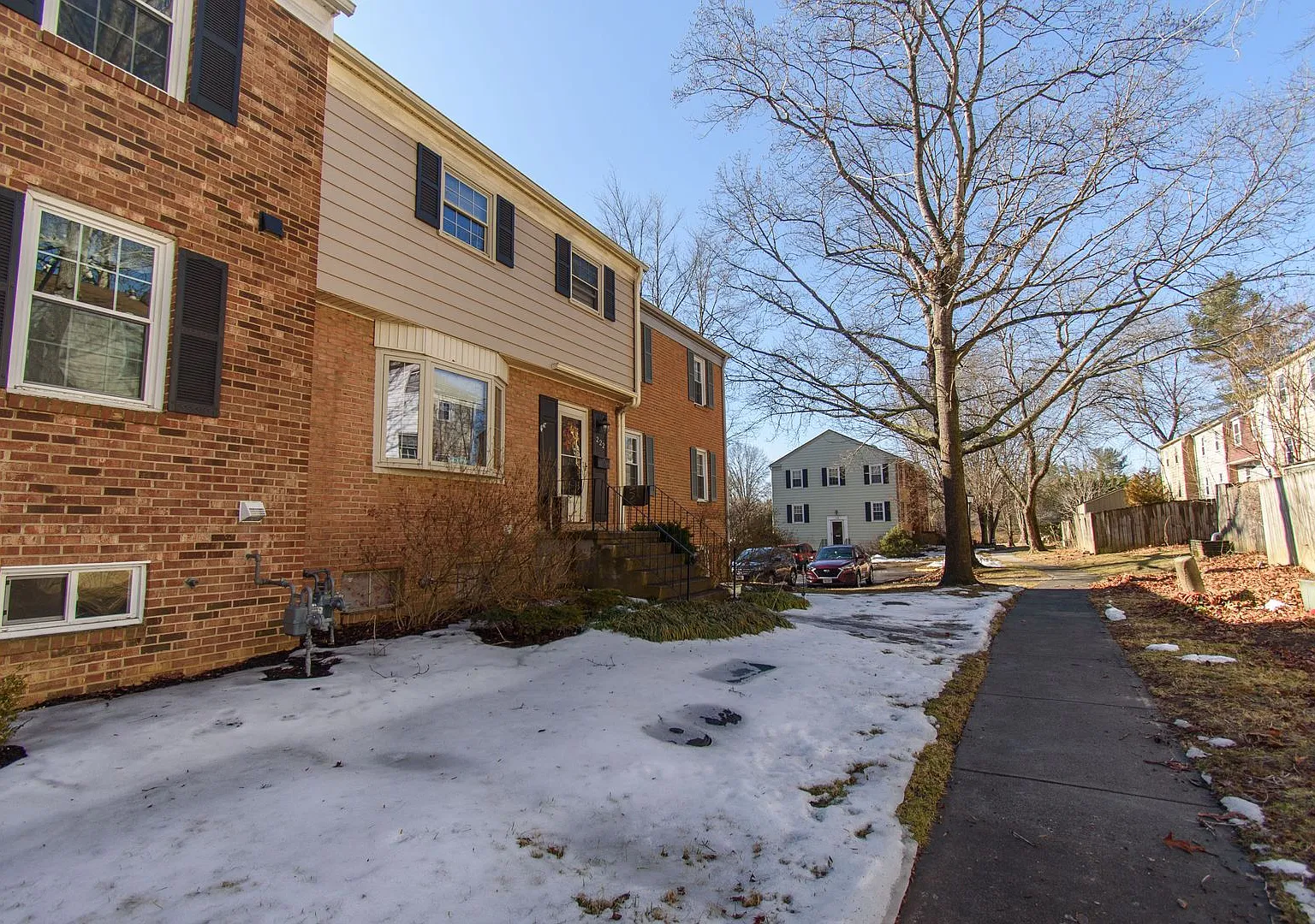 Available for the 2027-2028 Lease Term. — Photo 3