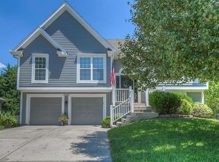 12283 S Clinton St, Olathe, KS 66061