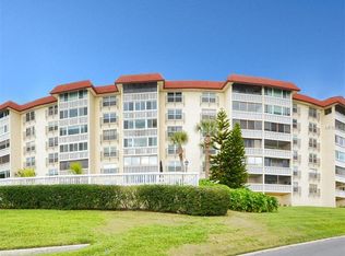 601 N McDonald St #105, Mount Dora, FL 32757