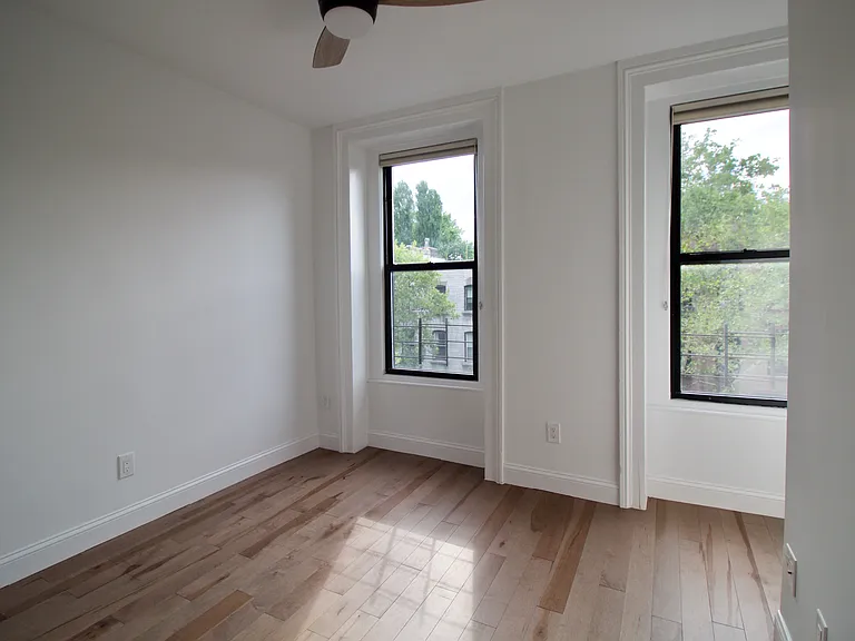 337 Clinton St #3 — Photo 3