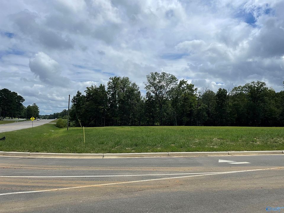 2nd image of 1 Steele Station Rd