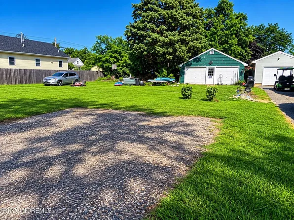 711 Navesink Avenue, Ocean Gate, NJ 08740
