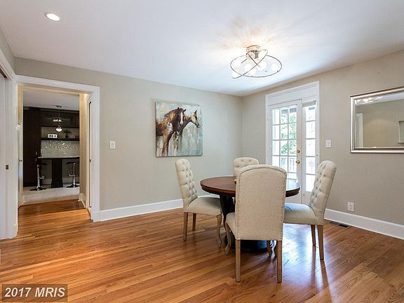 2nd image of 3033 S Columbus St APT A1