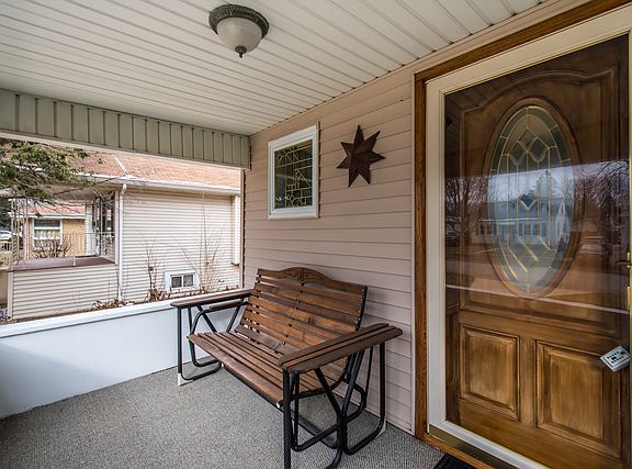 3rd image of 109 N Elroy Ave